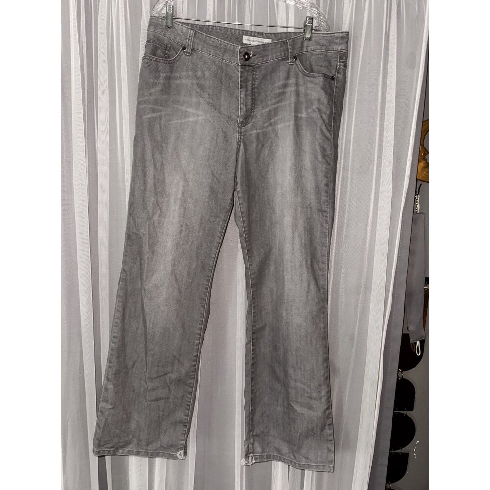Chicos Platinum Denim Gray Jeans Size 2.5 Regular 72% Cotton 28% Elastrell-P dis